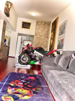 Digital Nomads Penthouse Roma Condesa, Mexico City Historic Center, WTC, AHR F1 Track, National Medical Center, Excellent Location, Downtown!